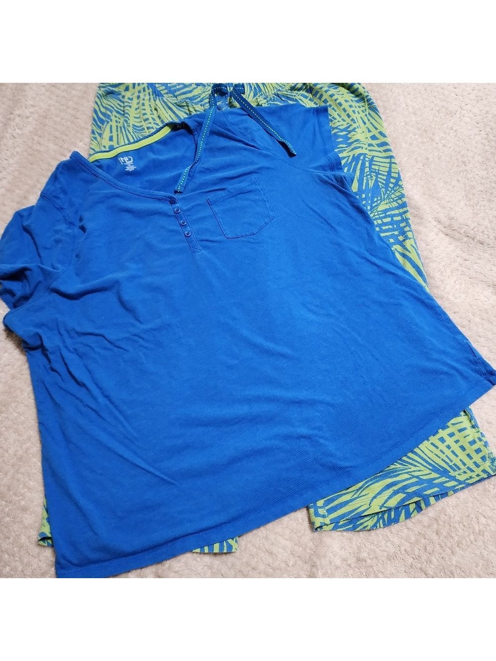 New Directions Blue and Green Pajama Set Free DKNY dress